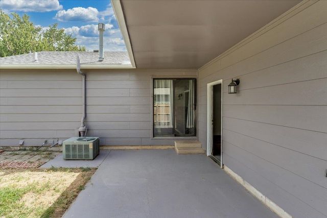 3830 S BRUMMETT, Wichita, KS 67215