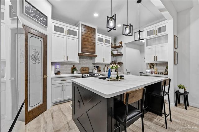 2903 La Maceta Street, Penitas, TX 78576