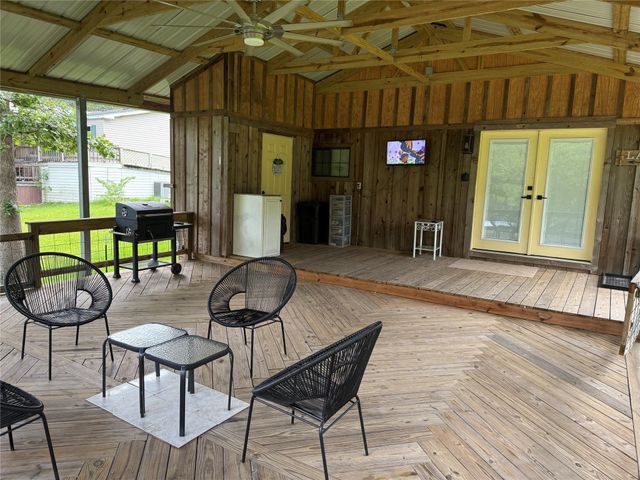 535 Tall Timbers, Burkeville, TX 75932