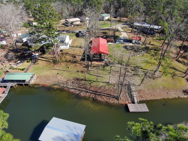 535 Tall Timbers, Burkeville, TX 75932
