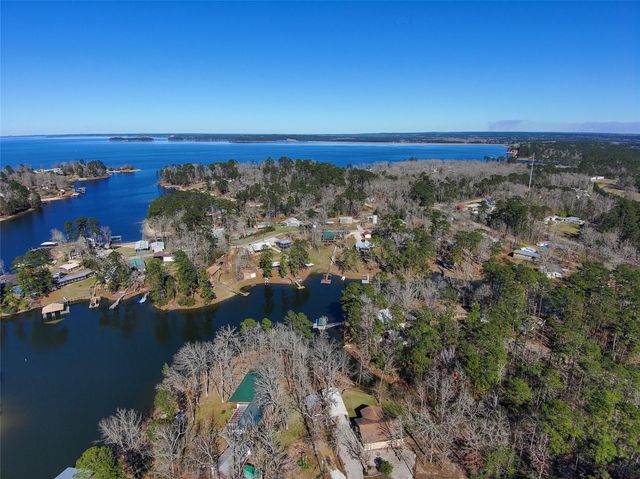 535 Tall Timbers, Burkeville, TX 75932