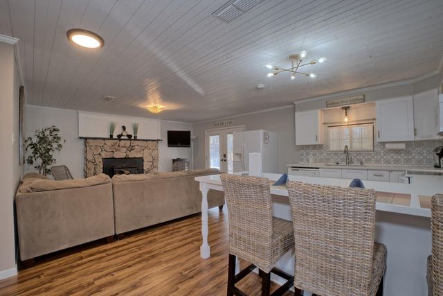 535 Tall Timbers, Burkeville, TX 75932