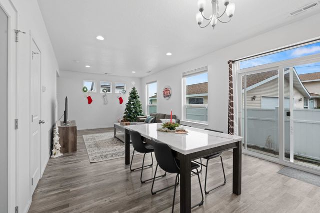 723 S Grady Rd, Spokane Valley, WA 99016