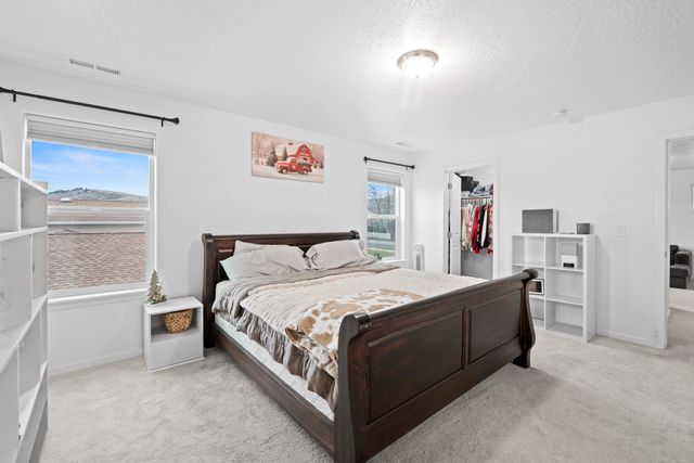 723 S Grady Rd, Spokane Valley, WA 99016