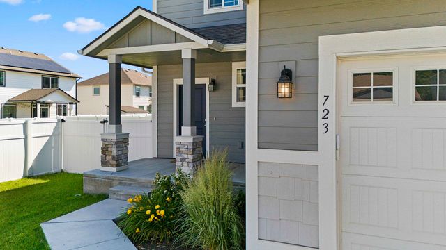 723 S Grady Rd, Spokane Valley, WA 99016