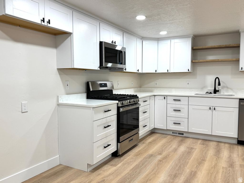 Image 17 of property listing at 798 W VINE ST, Tooele, UT 84074