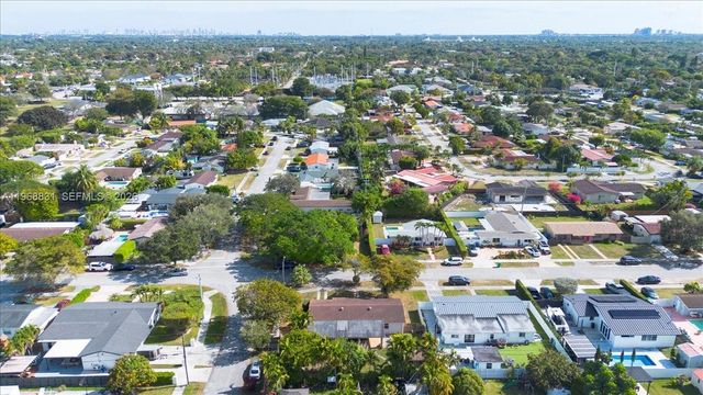 5820 SW 108th Pl, Miami, FL 33173