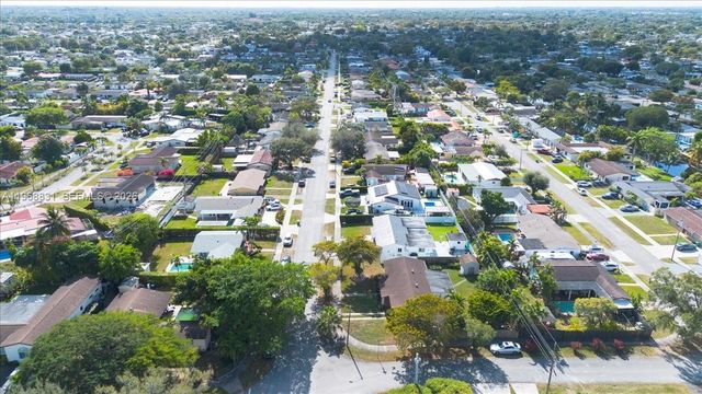 5820 SW 108th Pl, Miami, FL 33173