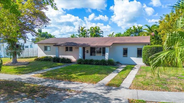 5820 SW 108th Pl, Miami, FL 33173