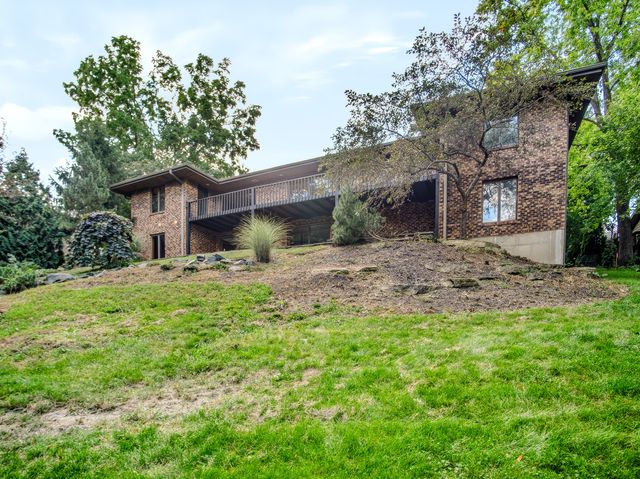 6N779 Il Route 31 Road, St. Charles, IL 60174