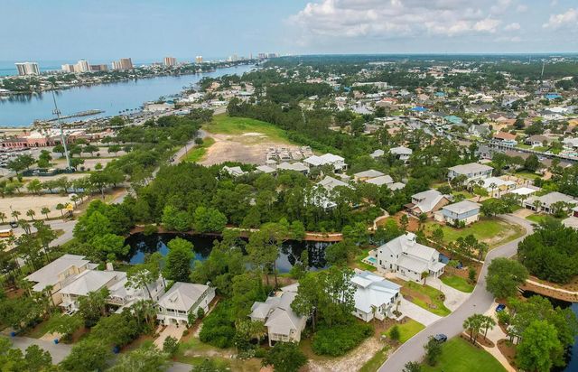 5401 Hopetown Lane, Panama City Beach, FL 32408