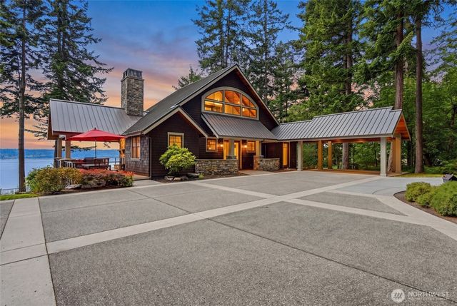 4898 S Camano Drive, Camano Island, WA 98282