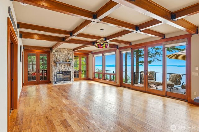4898 S Camano Drive, Camano Island, WA 98282