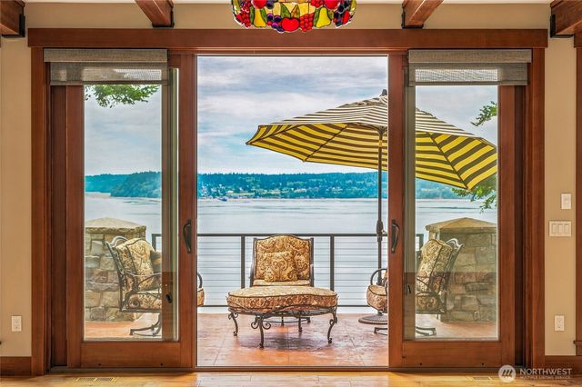 4898 S Camano Drive, Camano Island, WA 98282