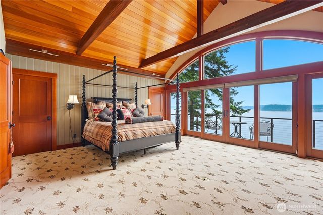 4898 S Camano Drive, Camano Island, WA 98282