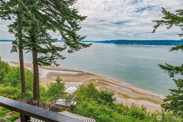 4898 S Camano Drive, Camano Island, WA 98282