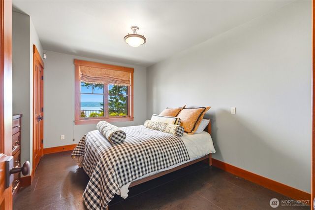 4898 S Camano Drive, Camano Island, WA 98282