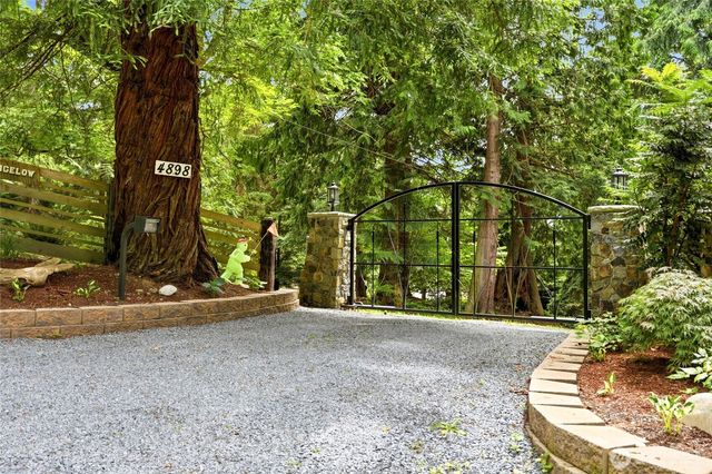 4898 S Camano Drive, Camano Island, WA 98282