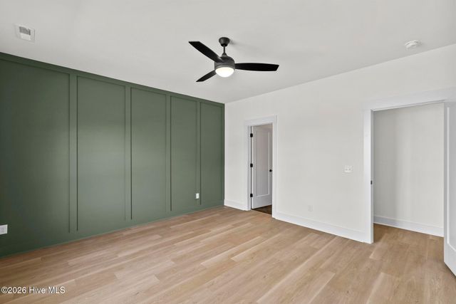 68 Whispering Pines Court, Hampstead, NC 28443