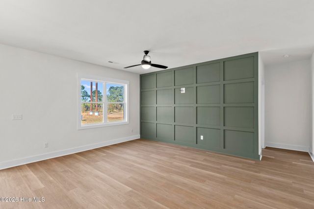 68 Whispering Pines Court, Hampstead, NC 28443
