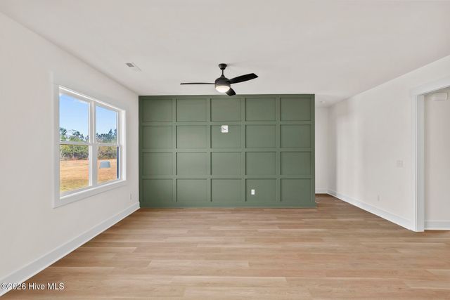 68 Whispering Pines Court, Hampstead, NC 28443