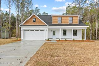 68 Whispering Pines Court, Hampstead, NC 28443