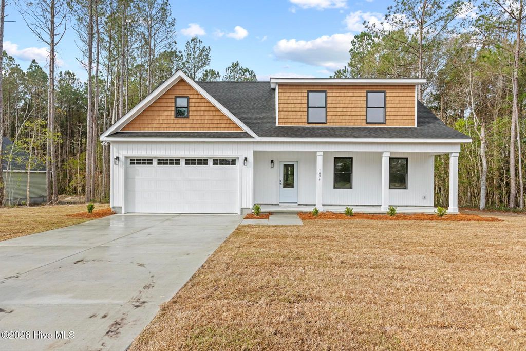 68 Whispering Pines Court, Hampstead, NC 28443