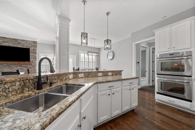 5004 Montelena Dr, Franklin, TN 37067