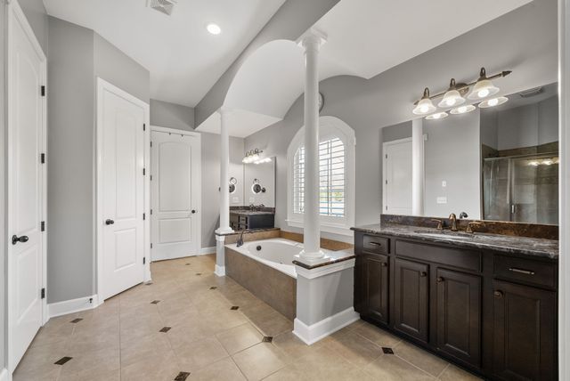 5004 Montelena Dr, Franklin, TN 37067