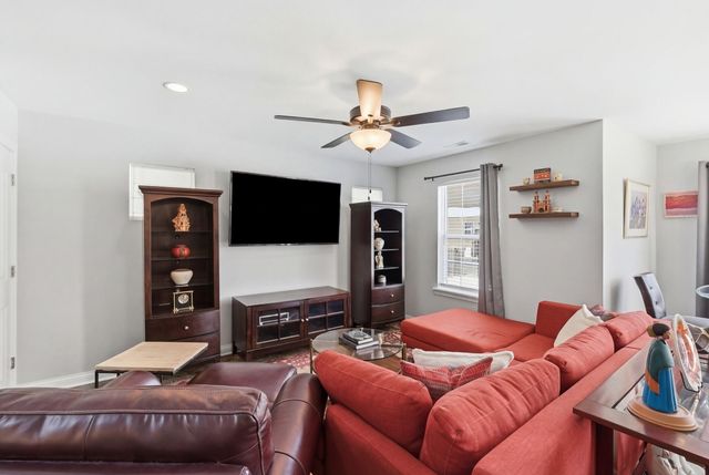 2728 Burnt Mill Road, Lexington, KY 40511