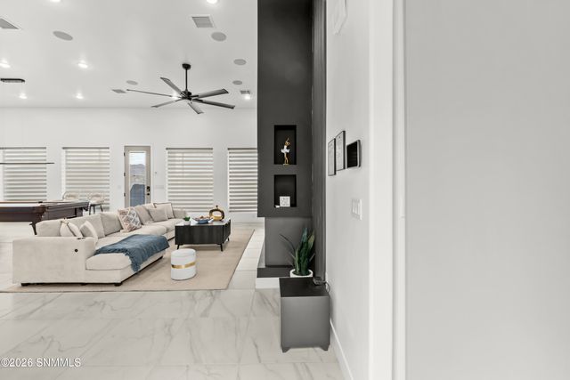 3913 Royal View Street, Las Cruces, NM 88012