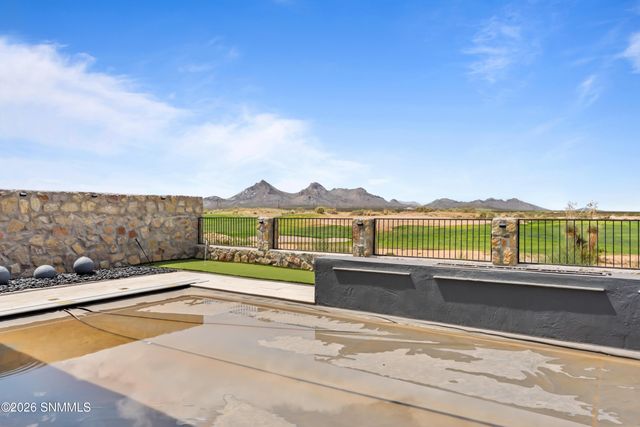 3913 Royal View Street, Las Cruces, NM 88012