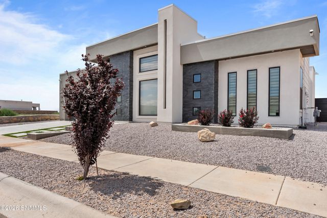 3913 Royal View Street, Las Cruces, NM 88012