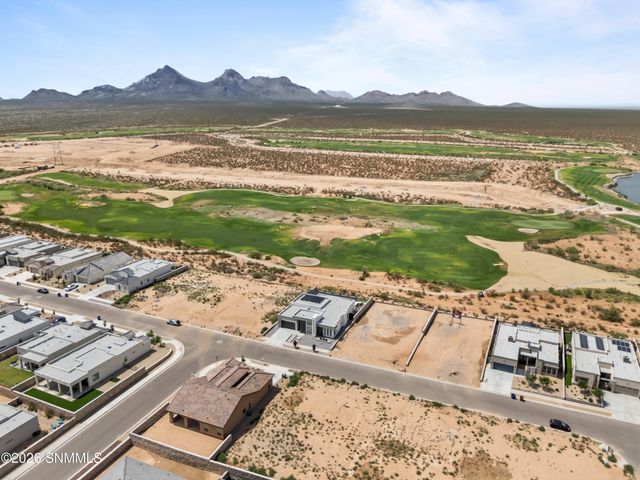 3913 Royal View Street, Las Cruces, NM 88012