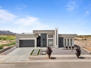 3913 Royal View Street, Las Cruces, NM 88012