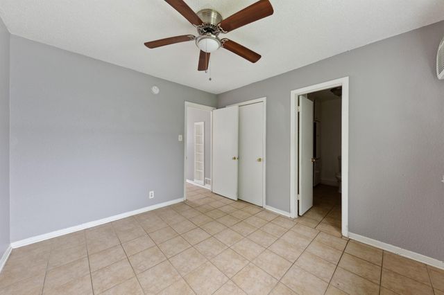 3906 Video Street F, Dickinson, TX 77539