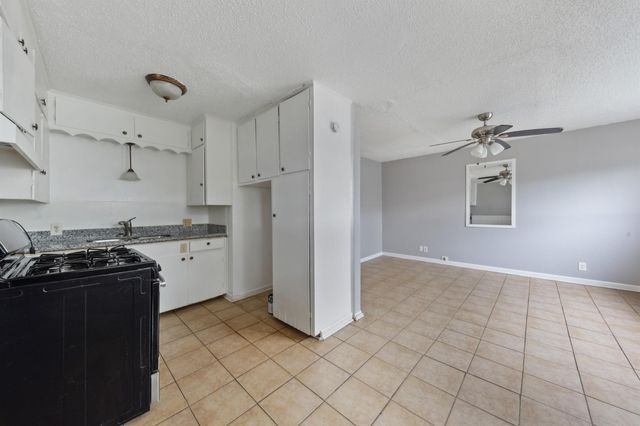 3906 Video Street F, Dickinson, TX 77539