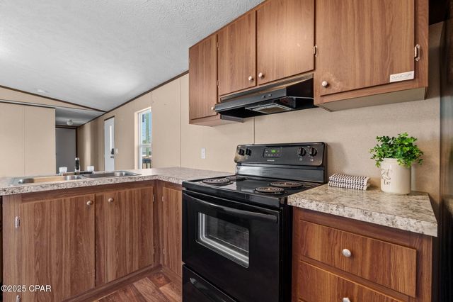 6702 Cherry Street, Panama City, FL 32404