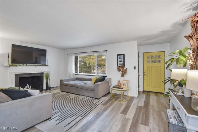 24014 Wolf Road, Bay Village, OH 44140