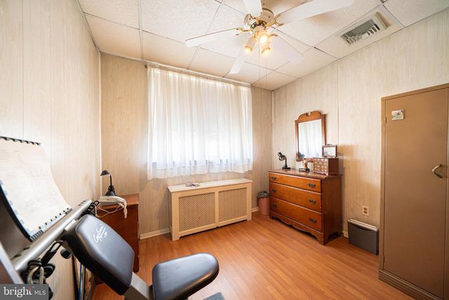 1033 DALY ST, Philadelphia, PA 19148