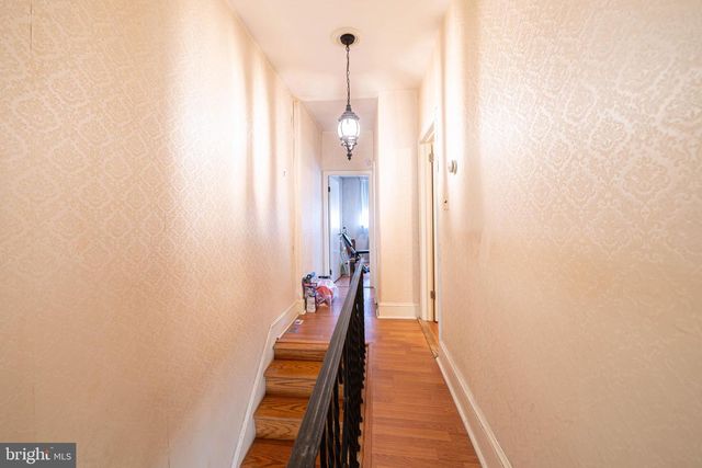 1033 DALY ST, Philadelphia, PA 19148