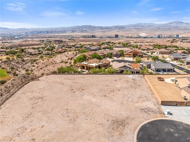 2856 Steamboat Drive, Bullhead City, AZ 86429