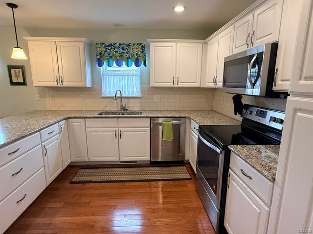 634 Ridge Lane, Tecumseh, MI 49286