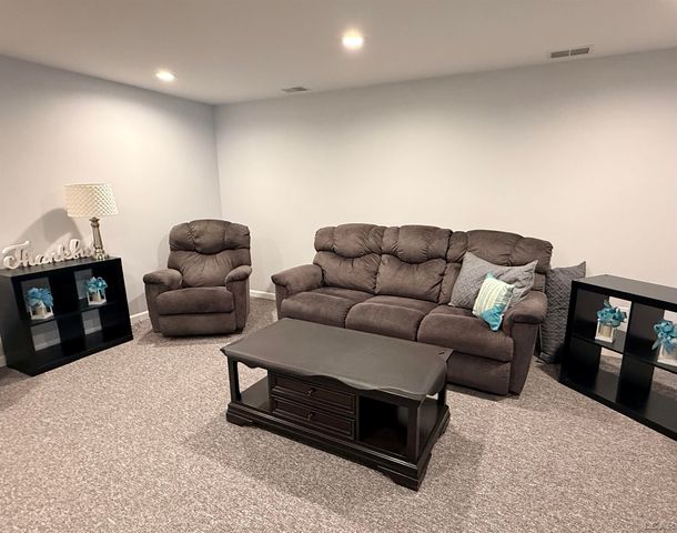 634 Ridge Lane, Tecumseh, MI 49286