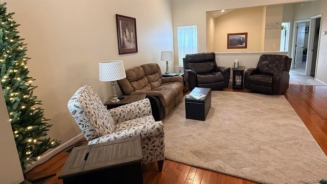634 Ridge Lane, Tecumseh, MI 49286