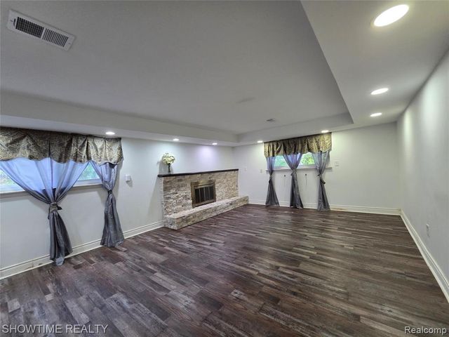 35706 Duke Drive, Sterling Heights, MI 48310