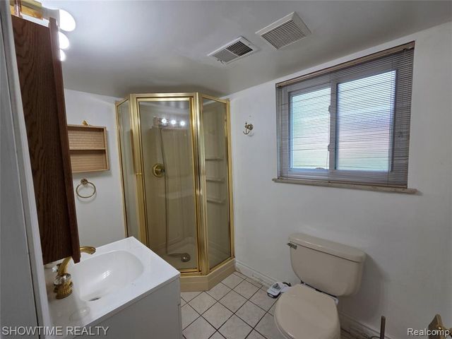 35706 Duke Drive, Sterling Heights, MI 48310