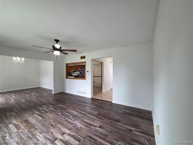 35706 Duke Drive, Sterling Heights, MI 48310