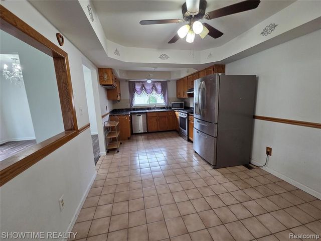 35706 Duke Drive, Sterling Heights, MI 48310