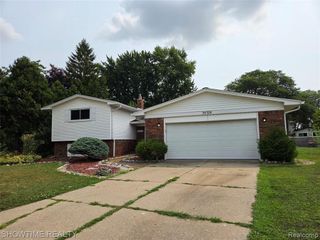 35706 Duke Drive, Sterling Heights, MI 48310